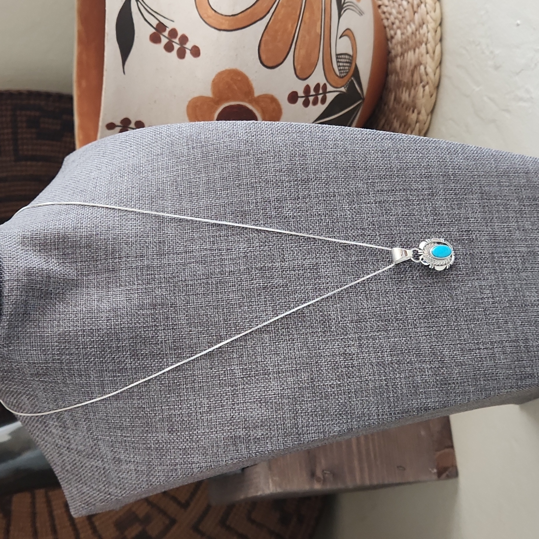 Nwot Native American Navajo Sterling Turquoise Pendant With Sterling Chain 118$